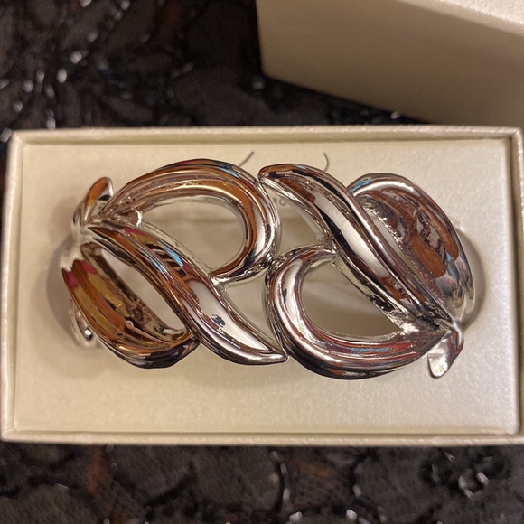 Kim Rogers Spring Bracelet - Picture 1 of 2